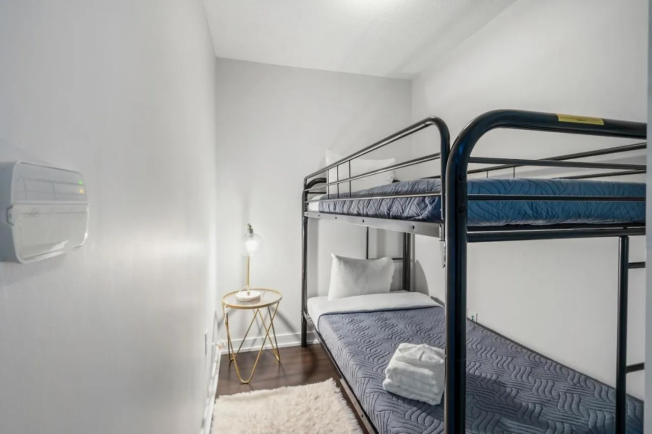 Family Oriented Downtown Toronto 2Bdrm Condo With Parking & Office Space Apartment